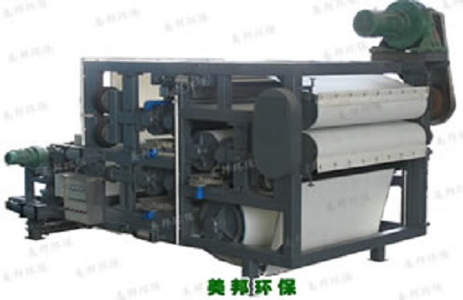 創新強力對輥壓榨脫水機